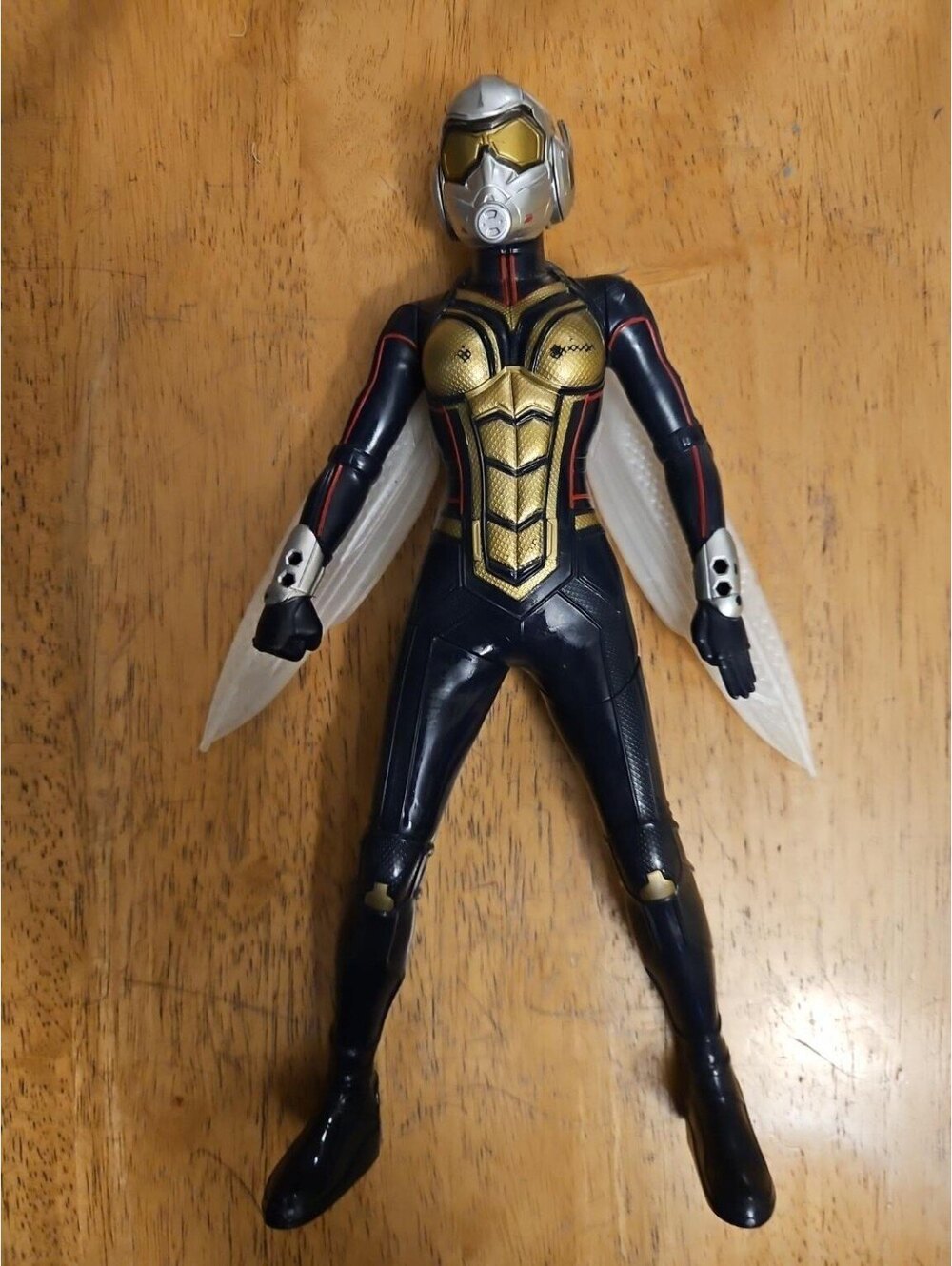 Hasbro Marvel Wasp Wing FX 12” Figure Ant-Man and The Wasp 2017 Wings